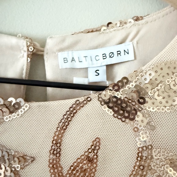 NWT Baltic Born Lucy Maxi Dress in Sequin Floral Blush Pink and Gold Size S - Picture 5 of 9